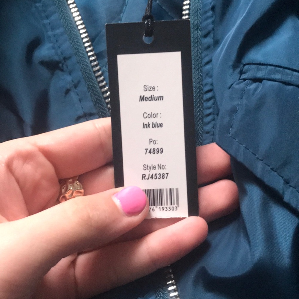 bomber jacket - Picture 3 of 4
